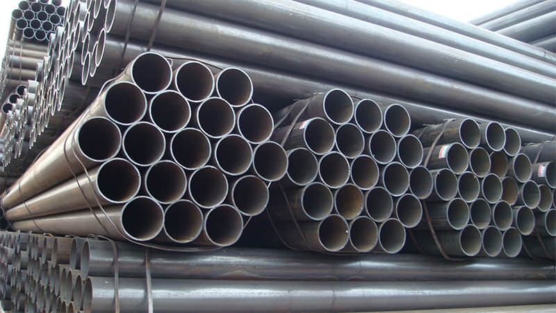 welded pipe in packing